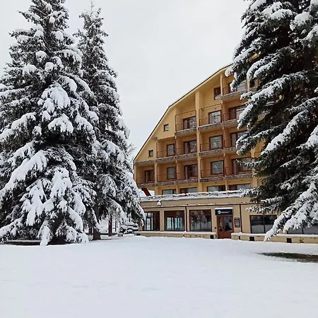 Sno Edelweiss Hotel 3*